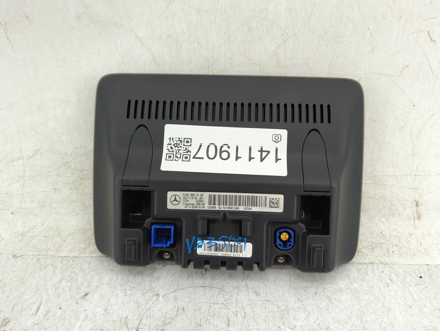 2017-2019 Mercedes-benz Cla250 Information Display Screen - Oemusedautoparts1.com