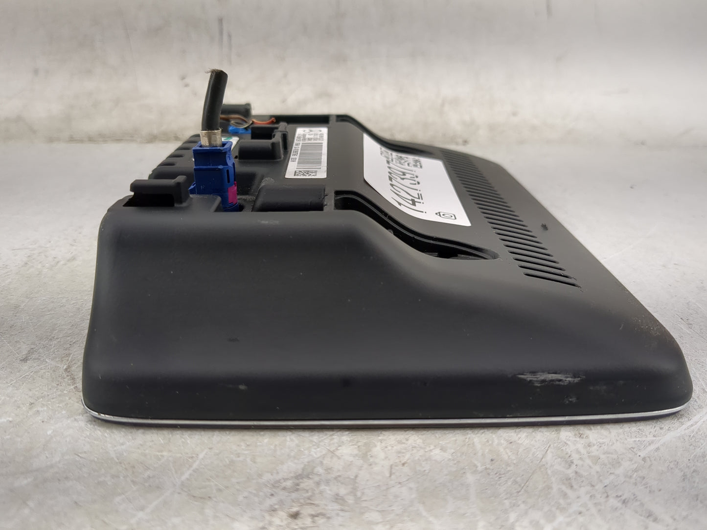 2017-2019 Mercedes-benz Cla250 Information Display Screen - Oemusedautoparts1.com