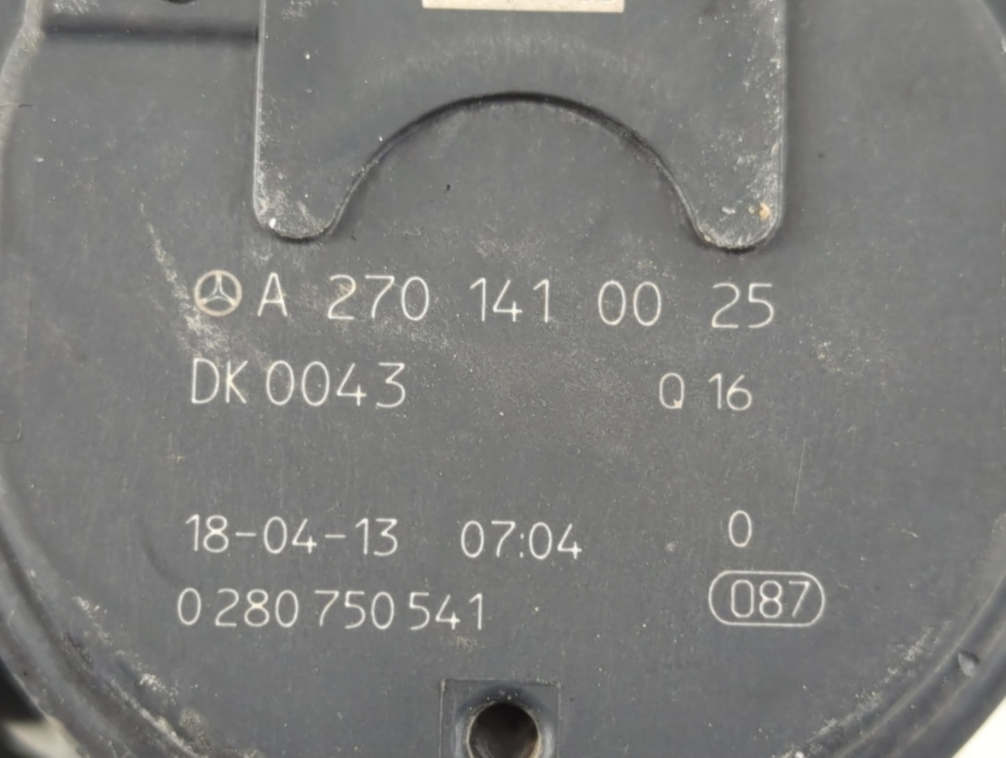 2018 Mercedes-Benz E350 Throttle Body P/N:A 270 141 00 25 Fits Fits 2013 2014 2015 2016 2017 2019 2020 2021 OEM Used Auto Pa