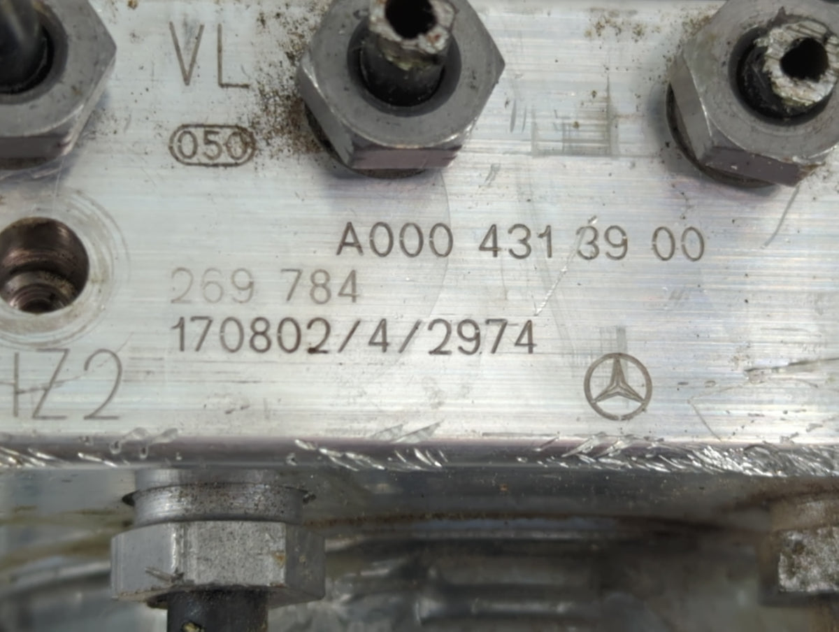 2015-2020 Mercedes-Benz Gla250 Anti-Lock Brake ABS Pump Module Actuator OEM P/N:A000 431 39 00 Fits OEM Used Auto Parts - Oe