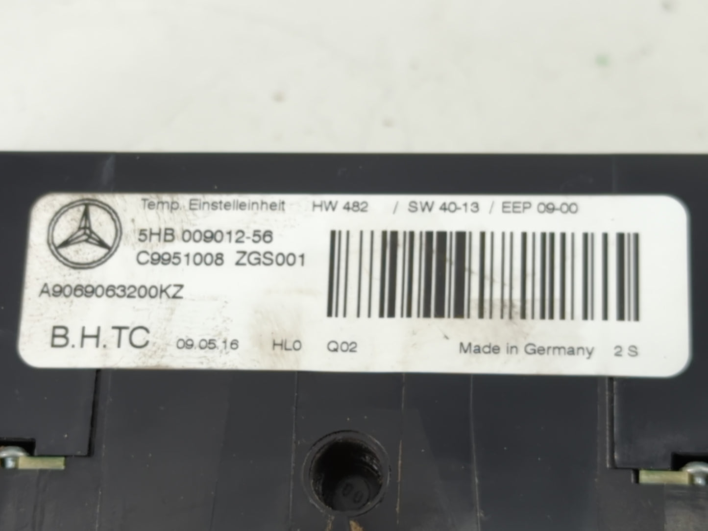 2018 Mercedes-Benz Sprinter Climate Control Module Temperature AC/Heater Replacement P/N:A9069063200KZ C9951008 Fits OEM Use