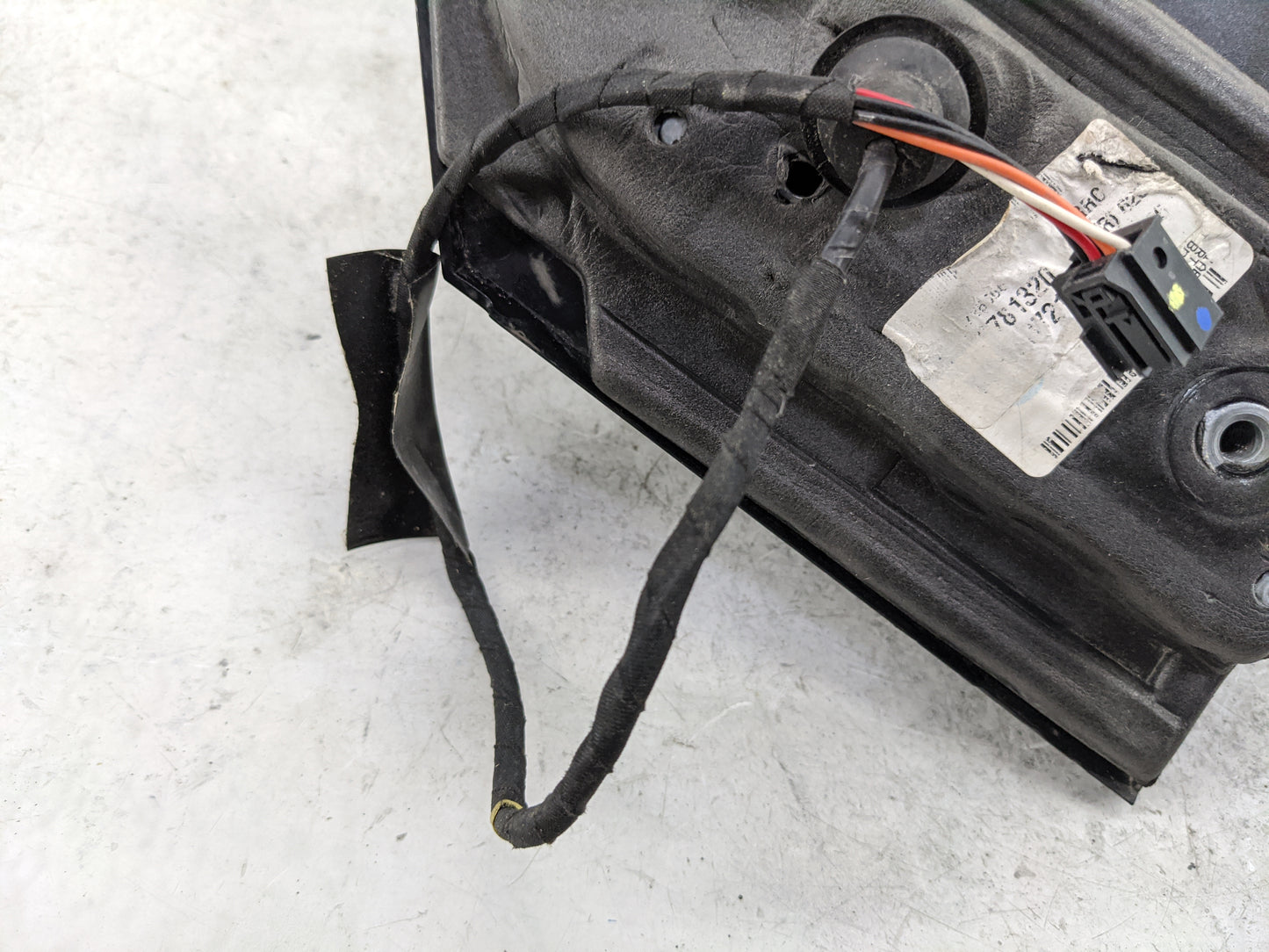2013-2018 Nissan Altima Driver Side View Mirror - Left Door Mirror OEM Used - Oemusedautoparts1.com