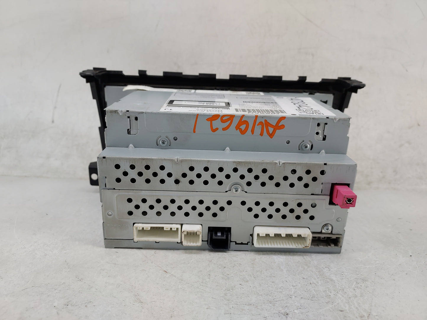 2018 Nissan Altima Radio AM FM Cd Player Receiver Replacement P/N:28185 9HU1C CV-CN27N2GX Fits OEM Used Auto Parts - Oemused