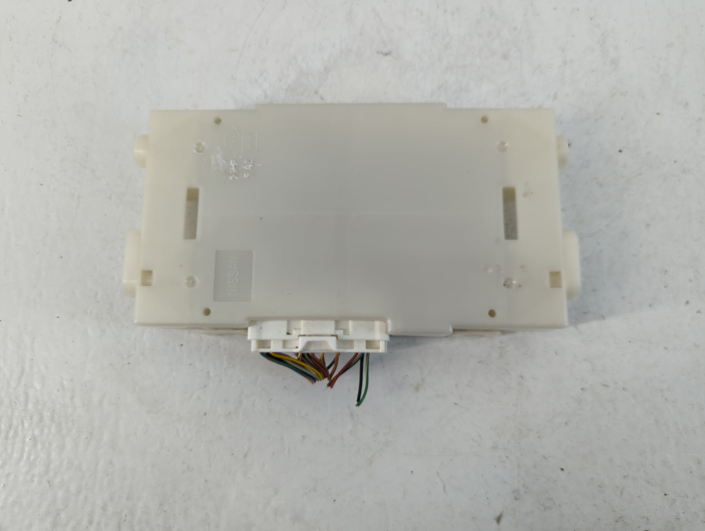 2018-2020 Nissan Armada Chassis Control Module Ccm Bcm Body Control - Oemusedautoparts1.com