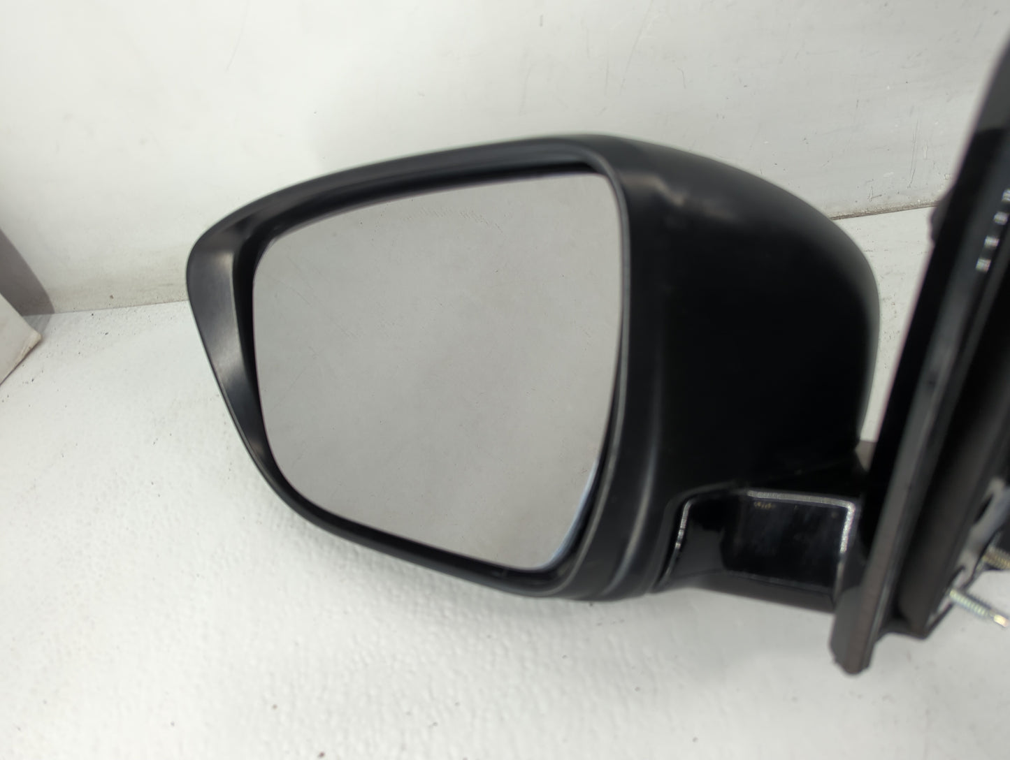 2016-2022 Nissan Murano Driver Side View Mirror - Left Door Mirror OEM Used - Oemusedautoparts1.com