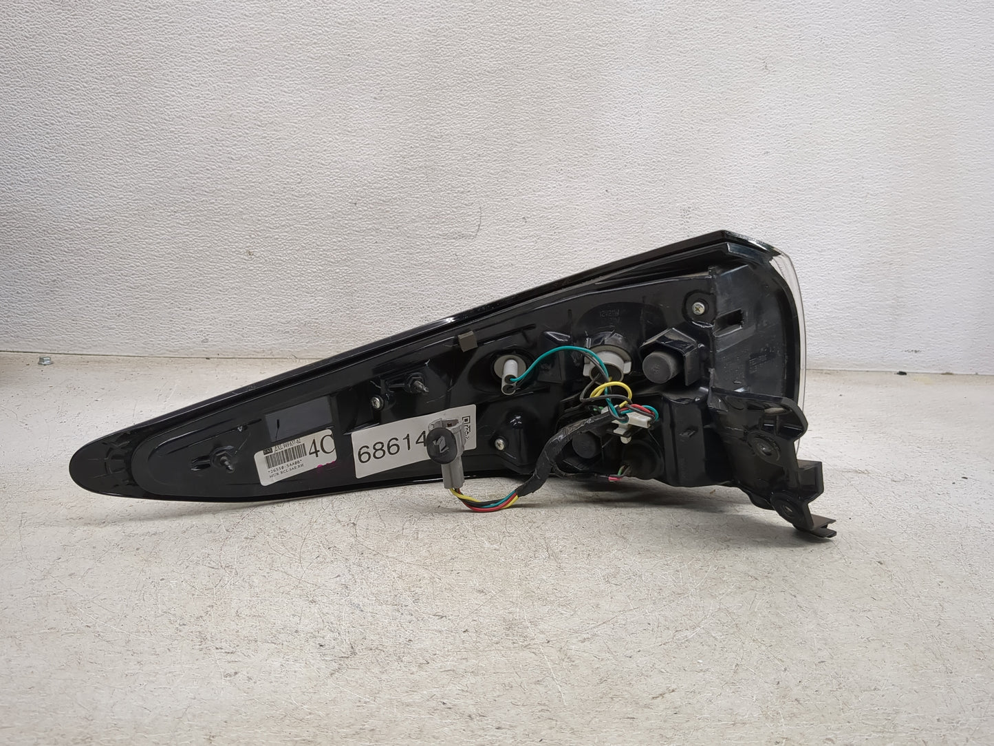 2016-2018 Nissan Murano Tail Light Assembly Passenger Right OEM P/N:26550-5AA0B Fits Fits 2016 2017 2018 OEM Used Auto Parts