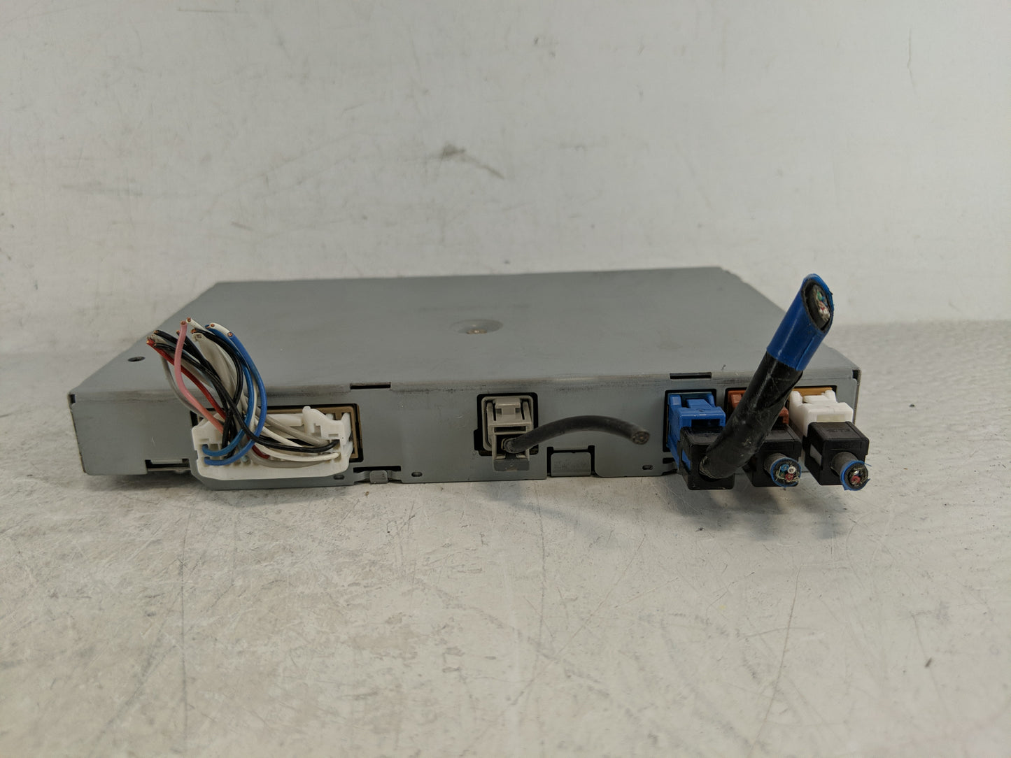 2018-2020 Nissan Pathfinder Radio AM FM Cd Player Receiver Replacement P/N:9PJ3E 210233 Fits Fits 2018 2019 2020 OEM Used Au