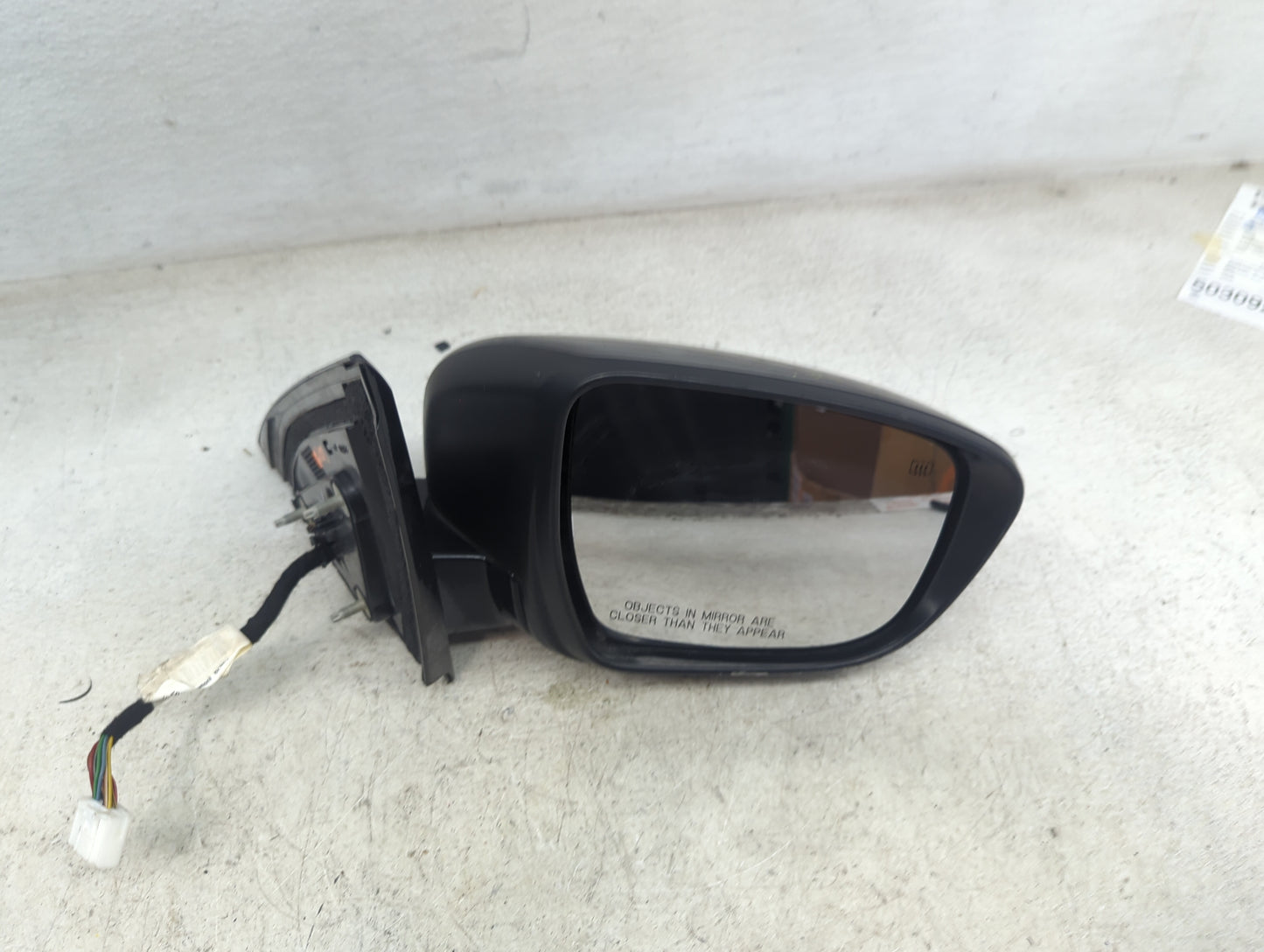 2018-2020 Nissan Pathfinder Passenger Side View Mirror - Right Door Mirror OEM Used - Oemusedautoparts1.com