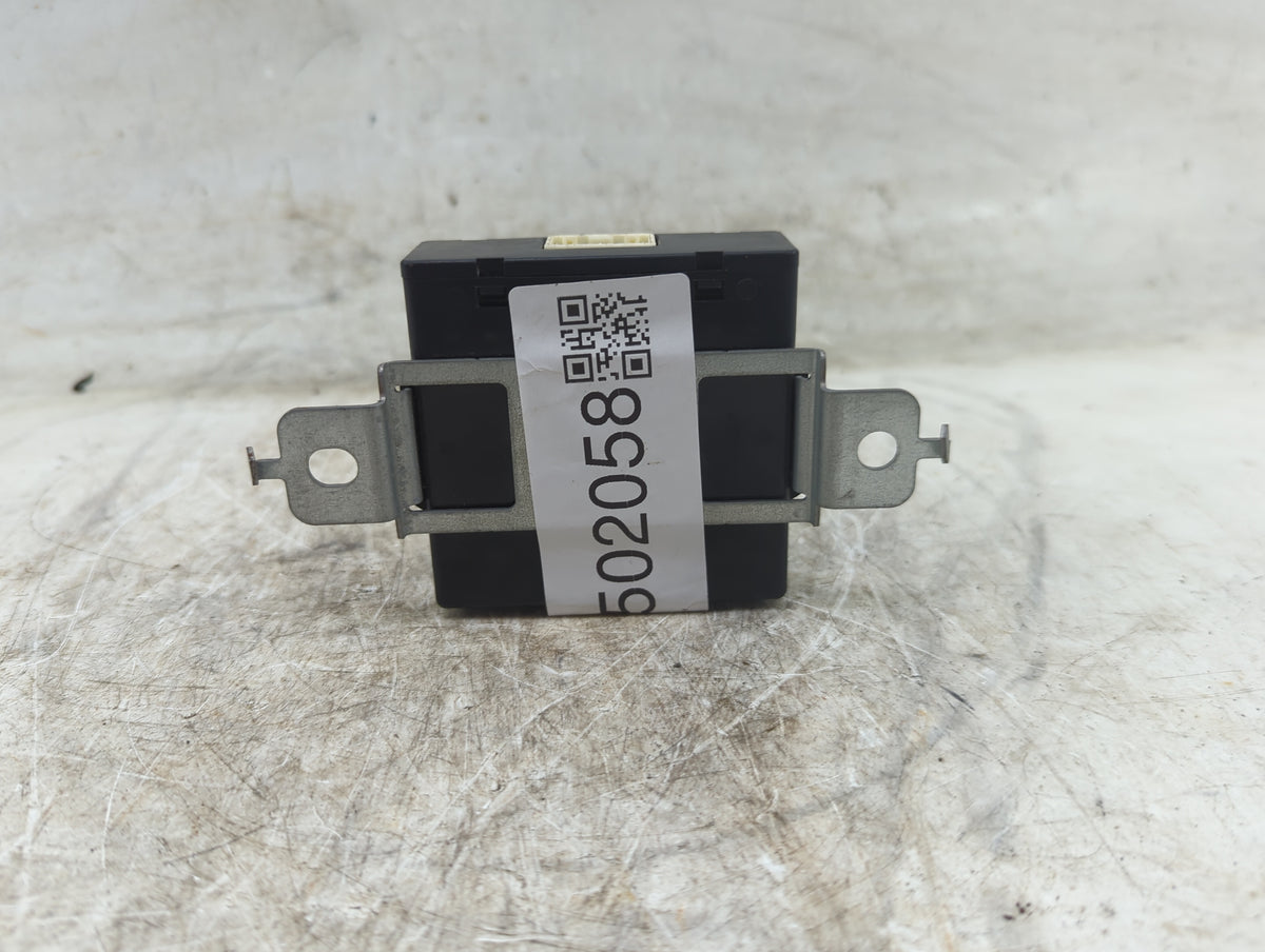 2017-2017 Nissan Pathfinder Transfer Case Control Module - Oemusedautoparts1.com
