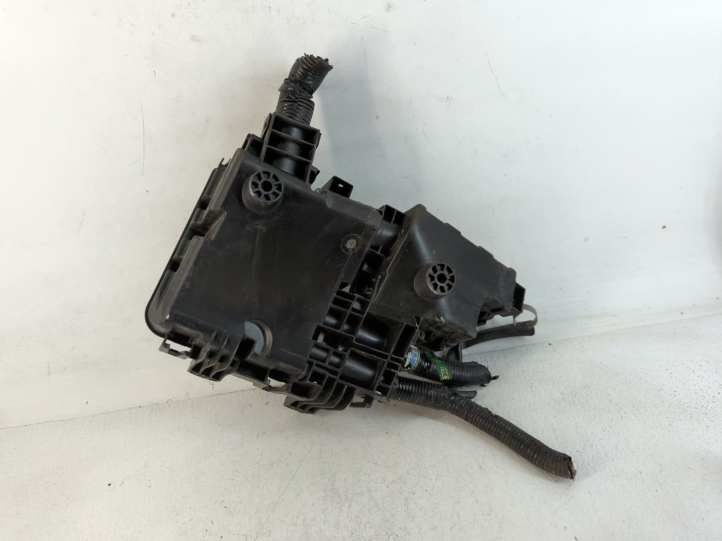 2017-2021 Nissan Qashqai Fusebox Fuse Box Panel Relay Module P/N:284B7 5NA0B Fits Fits 2017 2018 2019 2020 2021 2022 OEM Use
