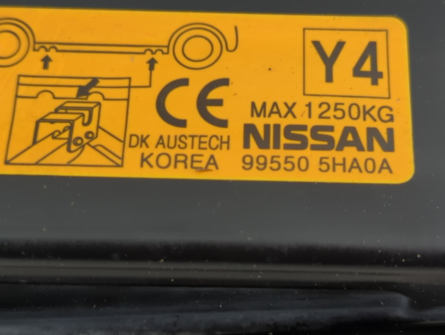 2018 Nissan Rogue Spare Scissor Car Jack - Oemusedautoparts1.com