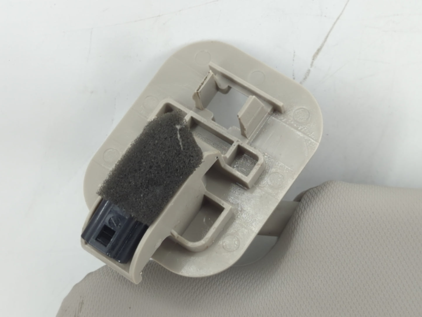 2018-2020 Nissan Rogue Sun Visor Shade Replacement Passenger Right Mirror Fits Fits 2018 2019 2020 OEM Used Auto Parts - Oem