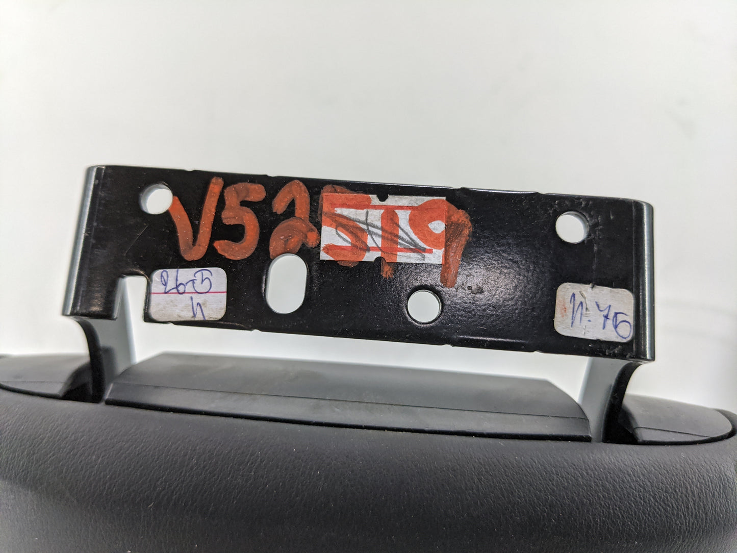 2018 Nissan Rogue Center Console Armrest Cover Lid Fits OEM Used Auto Parts - Oemusedautoparts1.com