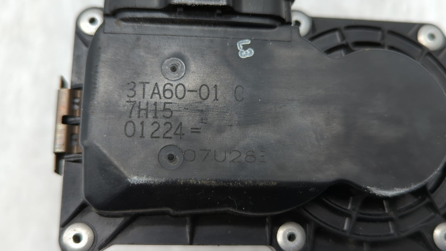 2014-2019 Nissan Rogue Throttle Body P/N:3TA60-01 C 3TA60-01 B, 3TA60-01 A Fits Fits 2013 2014 2015 2016 2017 2018 2019 OEM