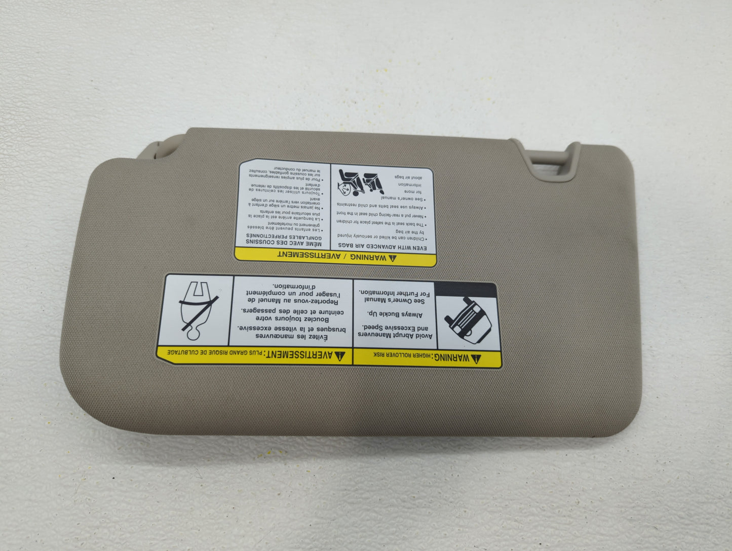 2018-2020 Nissan Rogue Sun Visor Shade Replacement Passenger Right Mirror Fits Fits 2018 2019 2020 OEM Used Auto Parts - Oem