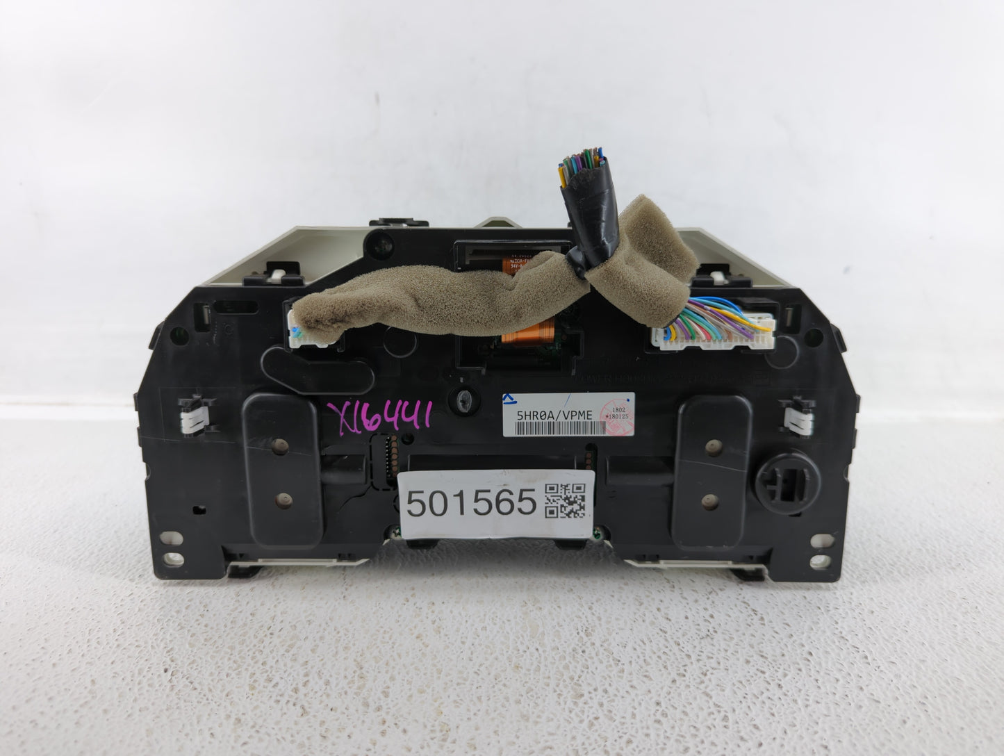 2018 Nissan Rogue Instrument Cluster Speedometer Gauges P/N:5HR0A/VPME 5HR0A/WKFW, 5HR0A/GZPM, 5HR0A/7IWC Fits OEM Used Auto