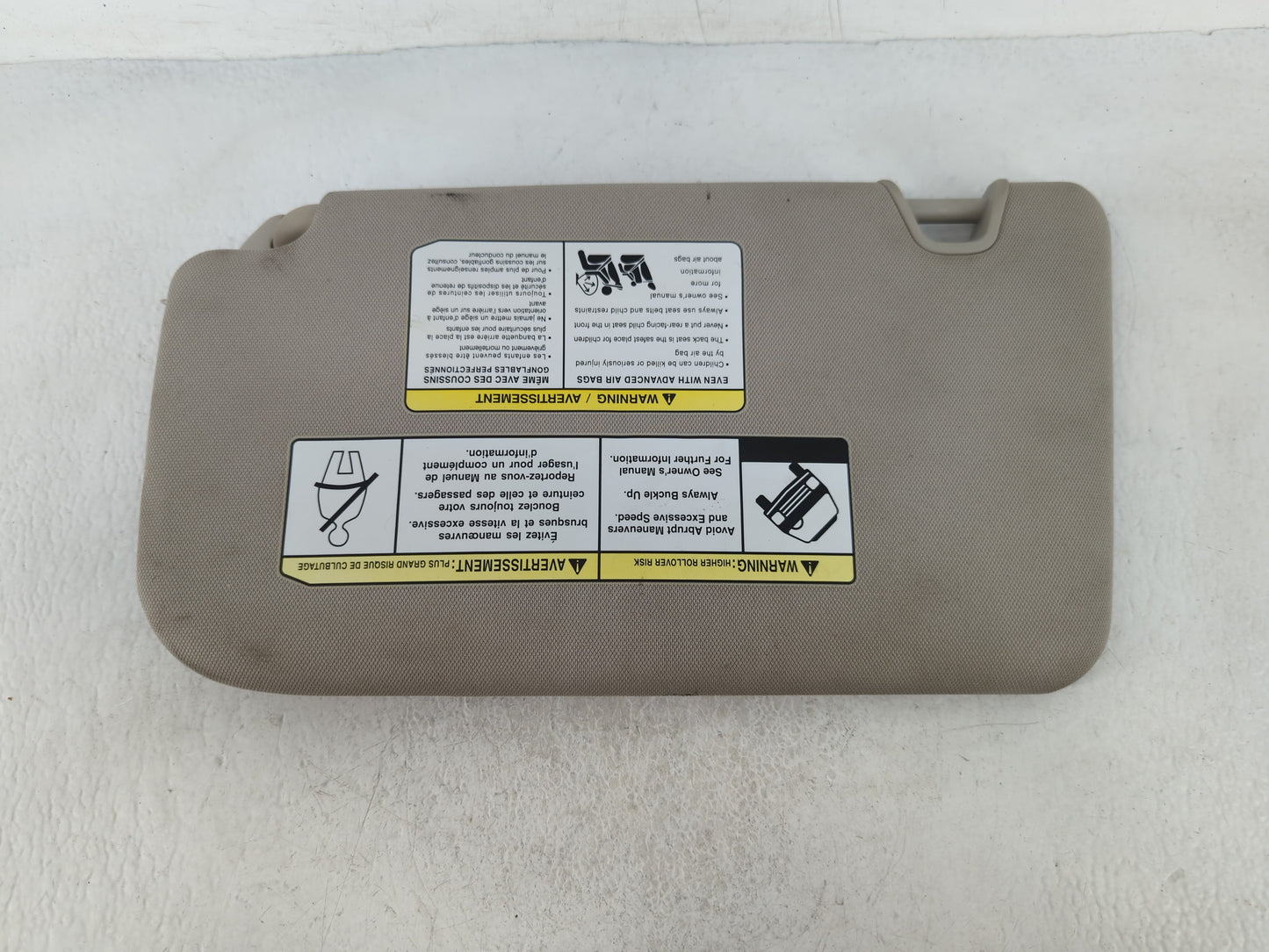 2018-2020 Nissan Rogue Sun Visor Shade Replacement Passenger Right Mirror Fits Fits 2018 2019 2020 OEM Used Auto Parts - Oem