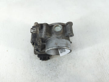 2014-2020 Nissan Rogue Throttle Body P/N:00574 7L08, 3TA60-01 C Fits Fits 2013 2014 2015 2016 2017 2018 2019 2020 OEM Used Auto Parts