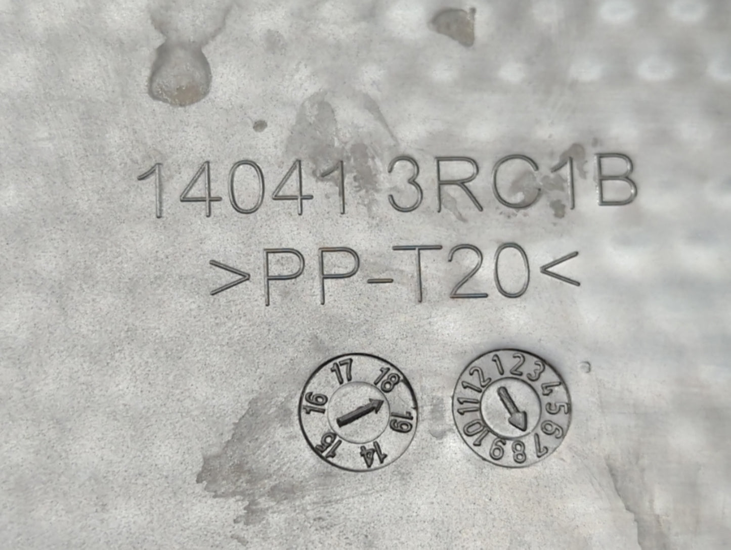 2018 Nissan Sentra Engine Cover - Oemusedautoparts1.com