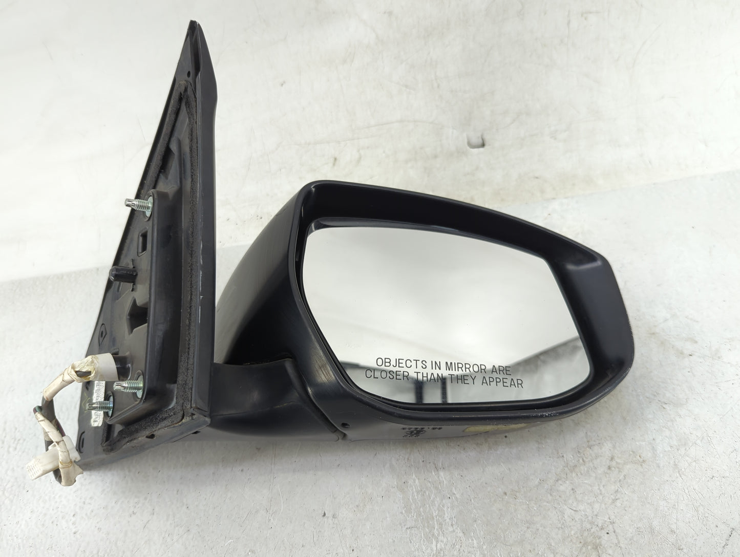 2016-2019 Nissan Sentra Passenger Side View Mirror - Right Door Mirror OEM Used - Oemusedautoparts1.com