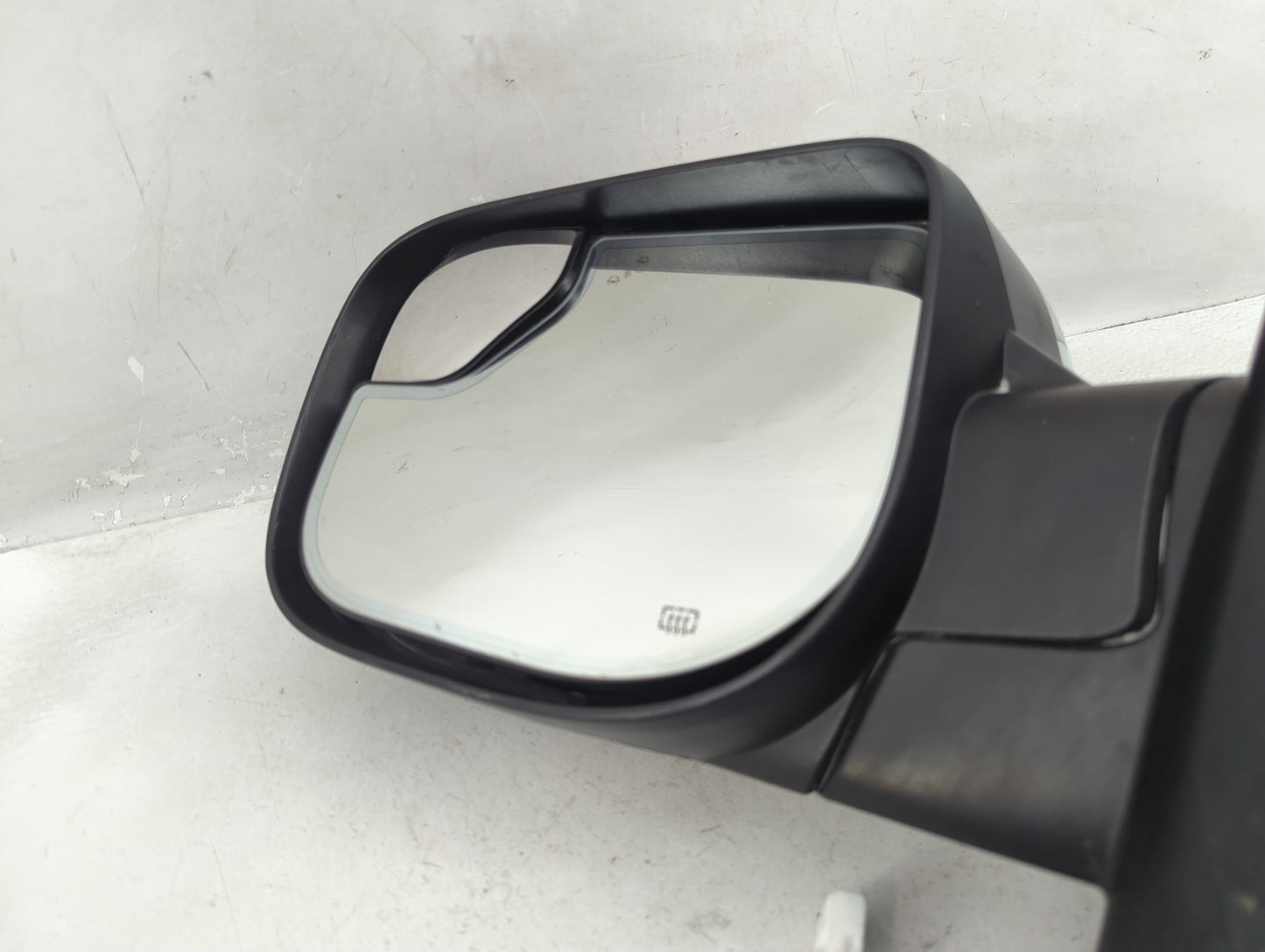 2017-2021 Nissan Titan Side Mirror Replacement Driver Left View Door Mirror P/N:96302 9FS0B Fits Fits 2017 2018 2019 2020 20