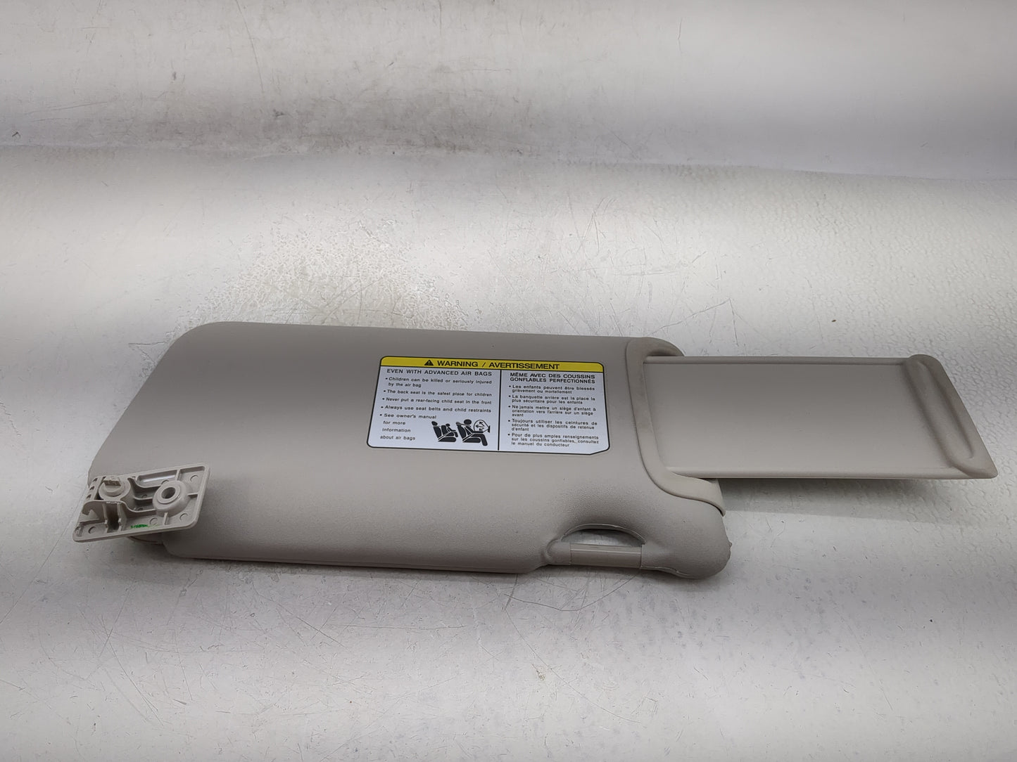 2016-2019 Nissan Versa Sun Visor Shade Replacement Driver Left Mirror Fits Fits 2015 2016 2017 2018 2019 OEM Used Auto Parts