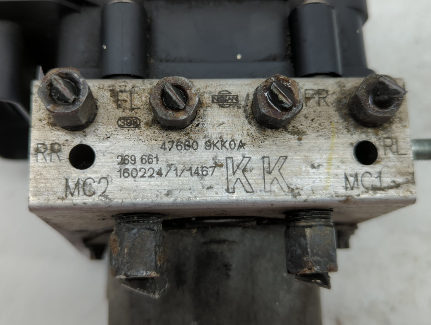 2015-2019 Nissan Versa ABS Pump Control Module Replacement P/N:47660 9KS0A 47660 9KL0A Fits Fits 2015 2016 2017 2018 2019 OE