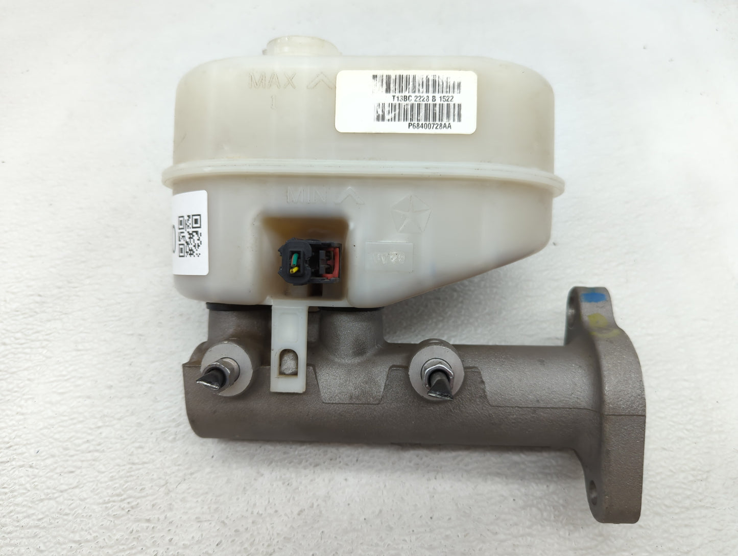 2015-2018 Ram 2500 Brake Master Cylinder - Oemusedautoparts1.com