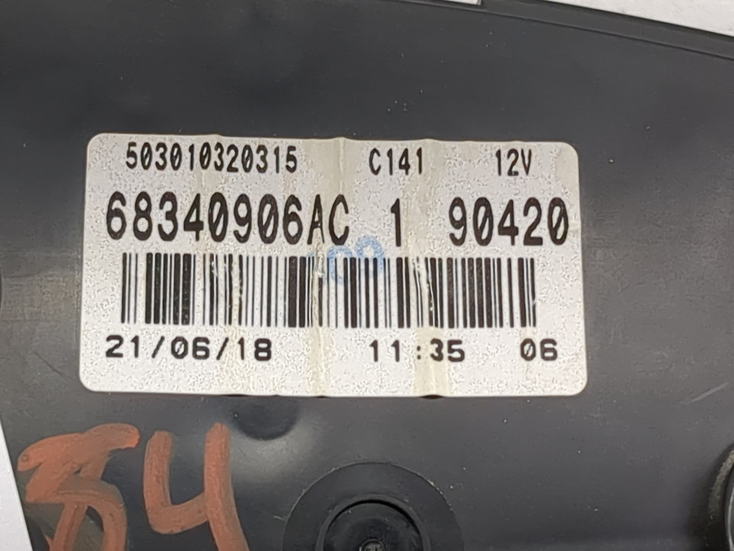 2014-2020 Ram Promaster 2500 Instrument Cluster Speedometer Gauges P/N:68340906AC 503010320315 Miles: Fits OEM Used Auto Par