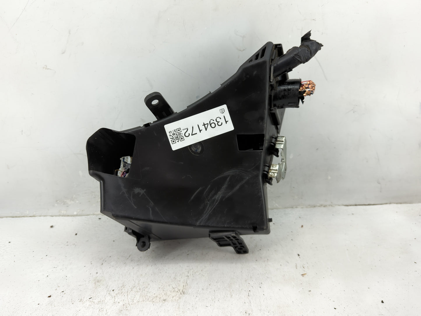 2017-2018 Subaru Forester Fusebox Fuse Box Panel Relay Module P/N:MB503607B Fits Fits 2017 2018 OEM Used Auto Parts - Oemuse