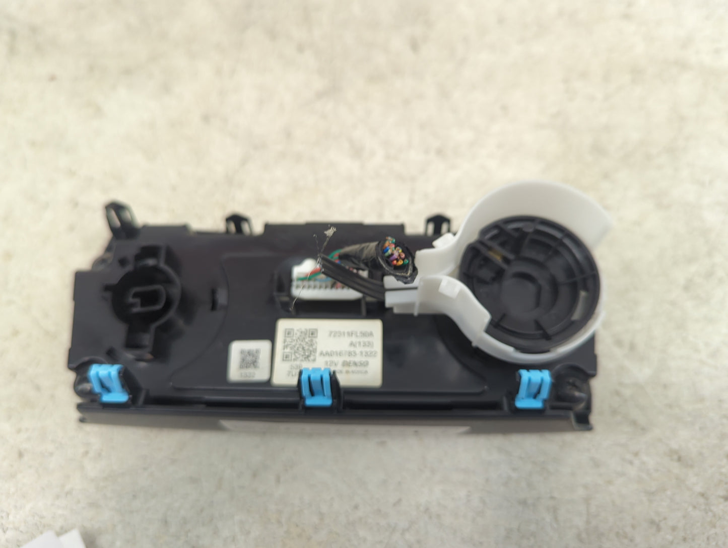 2017-2022 Subaru Impreza Climate Control Module Temperature AC/Heater Replacement P/N:72311FL50A AA016783-1322 Fits OEM Used