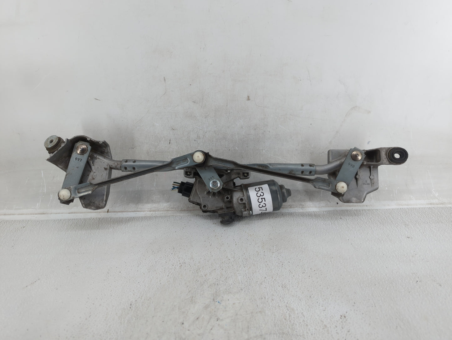 2010-2022 Toyota 4runner Front Windshield Wiper Motor P/N:85110-60390 Fits OEM Used Auto Parts - Oemusedautoparts1.com