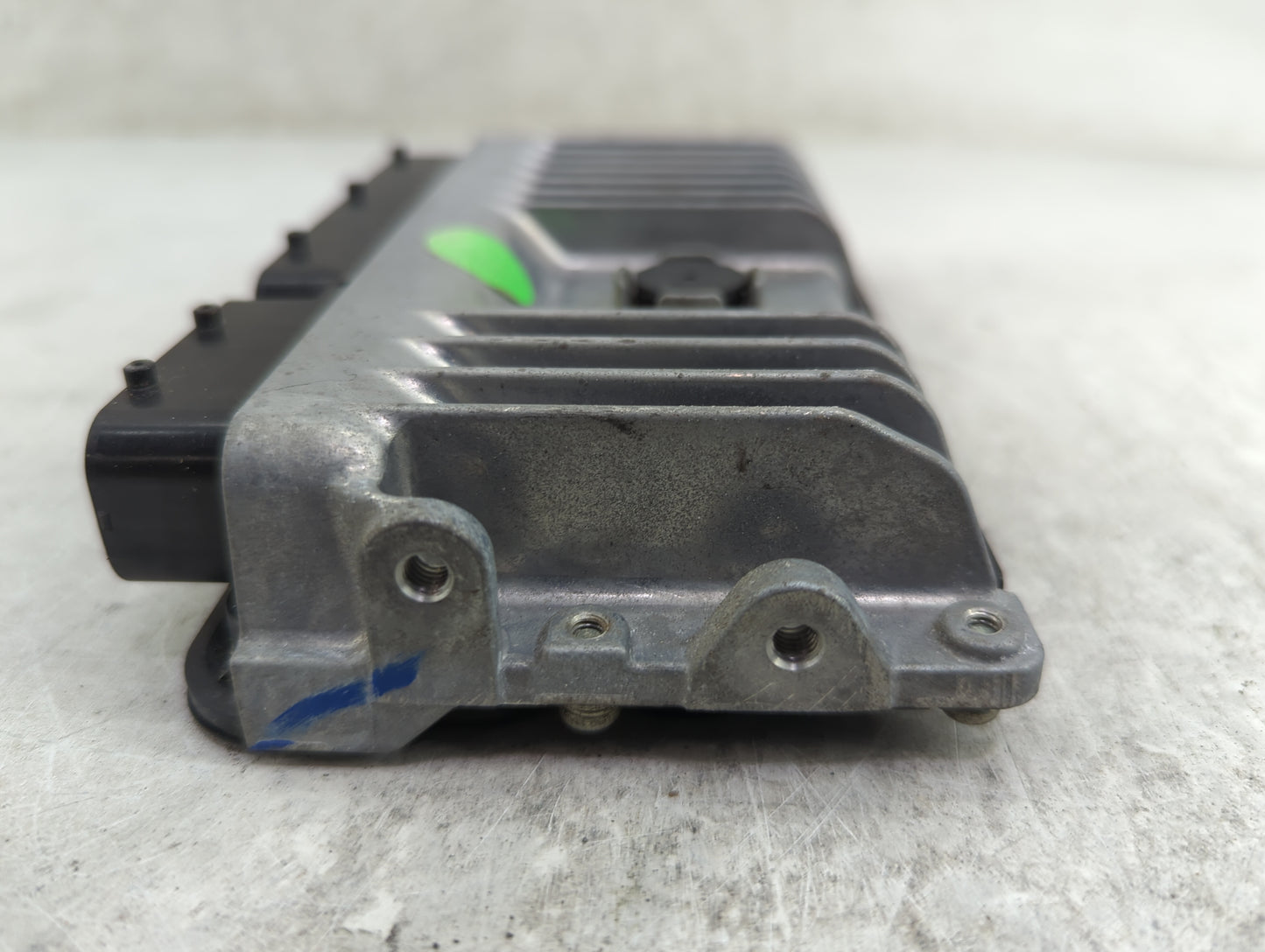 2018 Toyota C-Hr PCM Engine Control Computer ECU ECM PCU OEM P/N:89661-F4010 MB275600-2274 Fits OEM Used Auto Parts - Oemuse