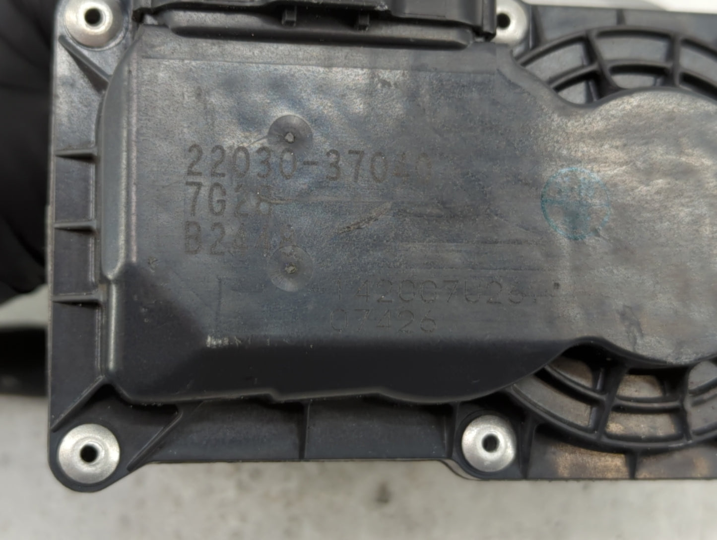 2018 Toyota C-Hr Throttle Body P/N:22030-0P050 22030-0T130, 22030-37040 Fits Fits 2013 2014 OEM Used Auto Parts - Oemusedaut