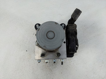 2018-2020 Toyota Camry ABS Pump Control Module Replacement P/N:44540-06290 Fits Fits 2018 2019 2020 OEM Used Auto Parts