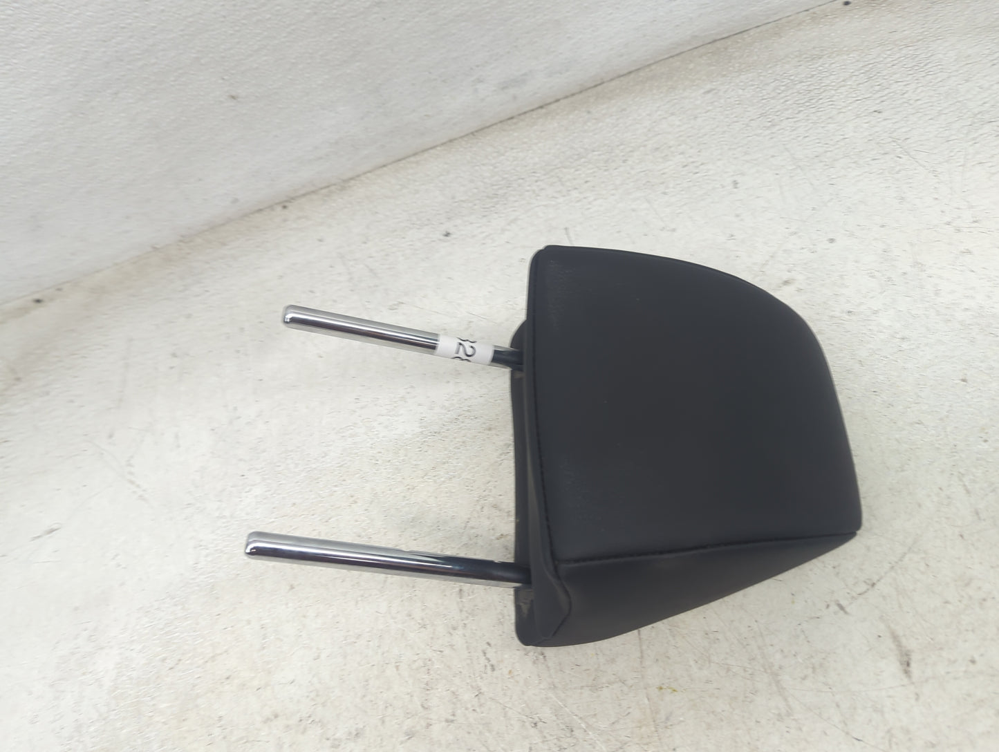 2018 Toyota Camry Headrest Head Rest Rear Seat Fits OEM Used Auto Parts - Oemusedautoparts1.com