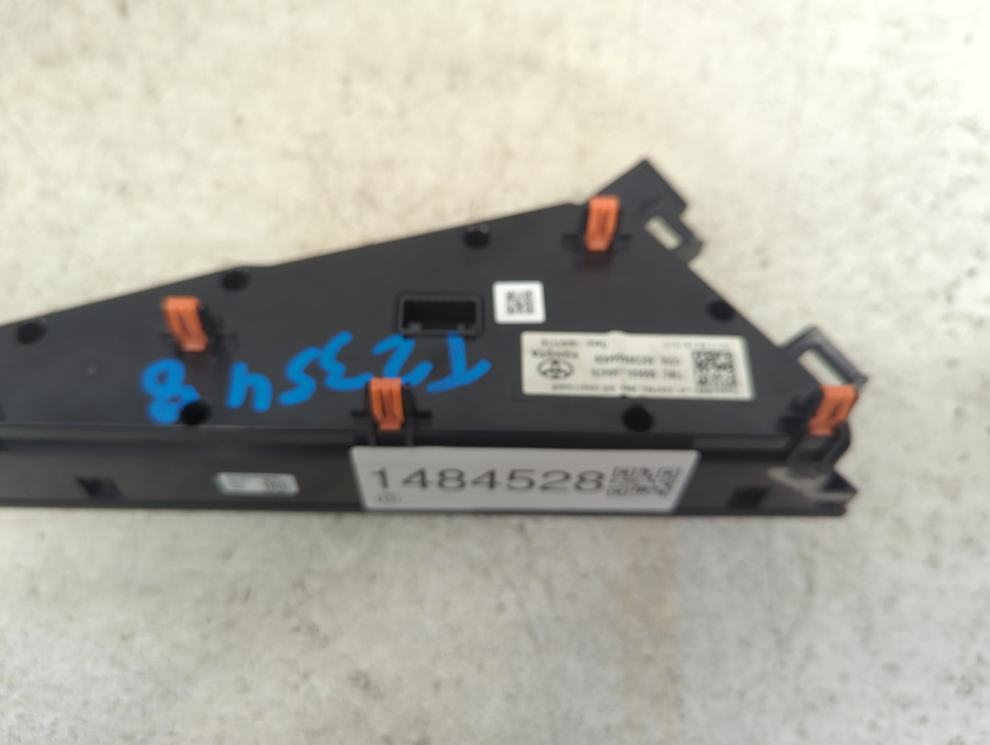 2018-2022 Toyota Camry Climate Control Module Temperature AC/Heater Replacement P/N:A2C39602203MEX 55900-06470 Fits OEM Used