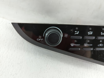 2018-2019 Toyota Camry Climate Control Module Temperature AC/Heater Replacement P/N:55900-33L00-B Fits Fits 2018 2019 OEM Used Auto Parts
