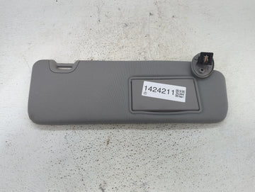 2014-2019 Toyota Highlander Sun Visor Shade Replacement Passenger Right Mirror Fits Fits 2014 2015 2016 2017 2018 2019 OEM Used Auto Parts