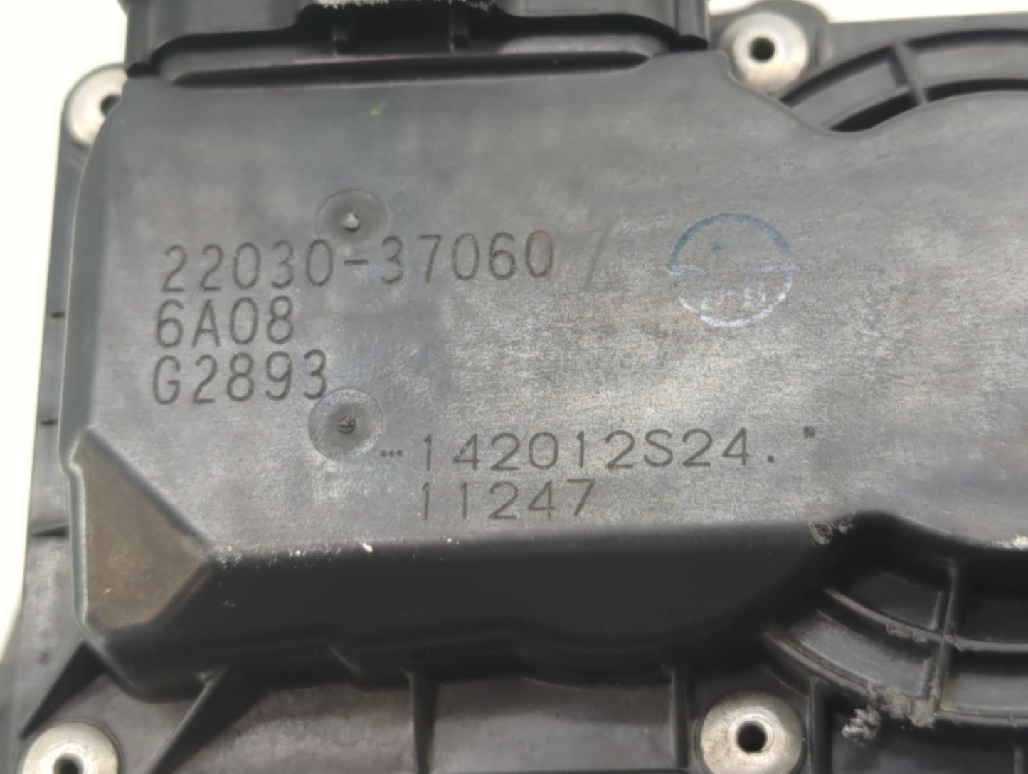 2010-2018 Toyota Prius Throttle Body P/N:22030-37060 Fits Fits 2010 2011 2012 2013 2014 2015 2016 2017 2018 OEM Used Auto Pa