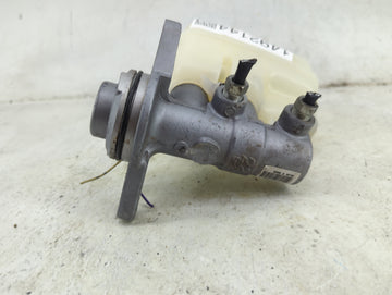 2018 Toyota Rav4 Brake Master Cylinder 1492144