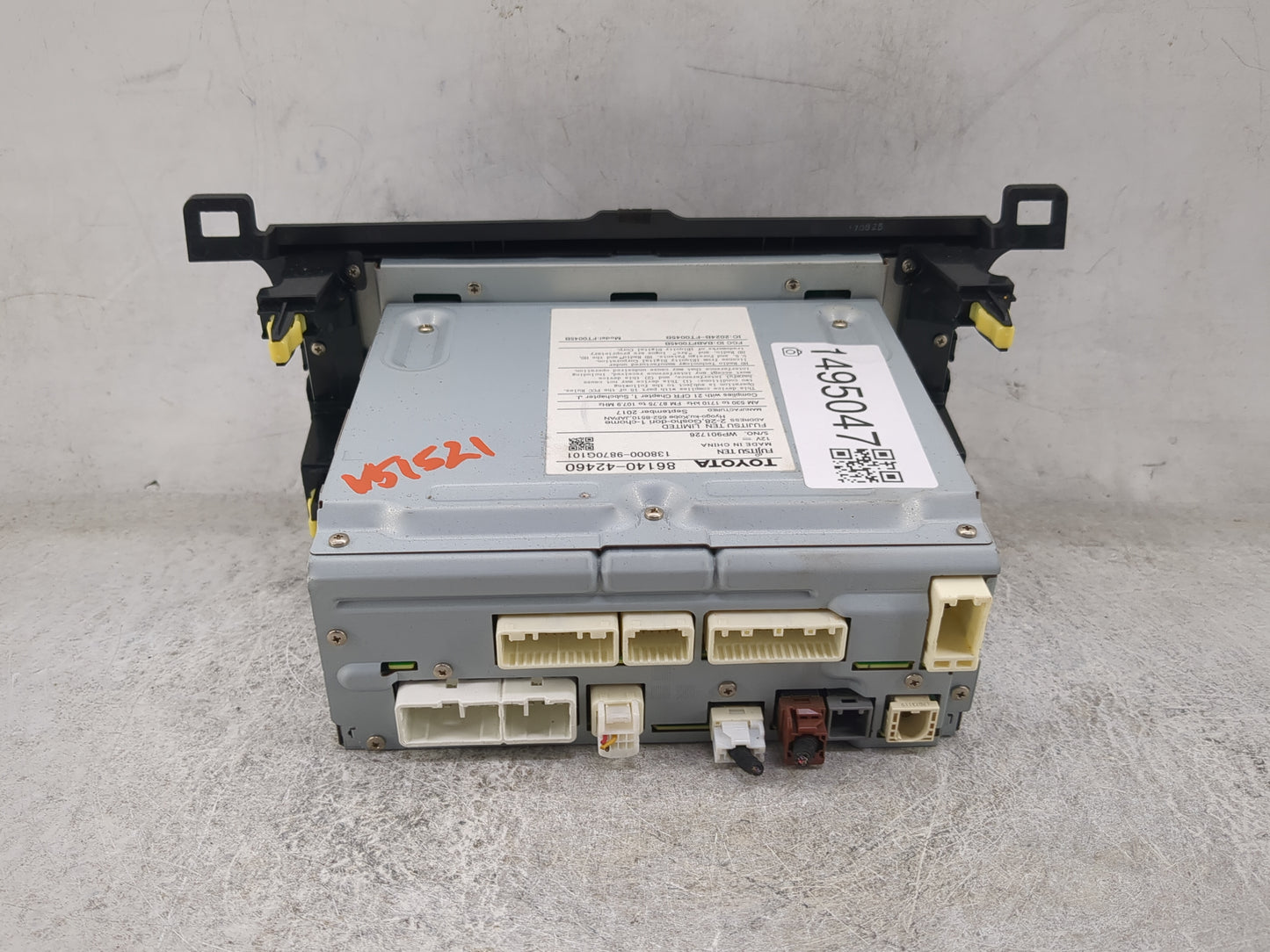 2016-2018 Toyota Rav4 Radio AM FM Cd Player Receiver Replacement P/N:86140-42460 138000-9870G101 Fits Fits 2016 2017 2018 OE