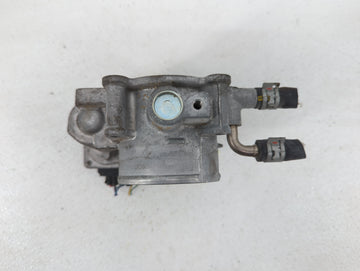 2009-2018 Toyota Rav4 Throttle Body P/N:22030-36010 22030-0V010 Fits Fits 2009 2010 2011 2012 2013 2014 2015 2016 2017 2018 OEM Used Auto Parts