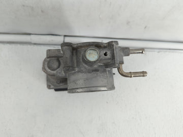 2009-2018 Toyota Rav4 Throttle Body P/N:22030-36010 22030-0V010 Fits Fits 2009 2010 2011 2012 2013 2014 2015 2016 2017 2018 OEM Used Auto Parts