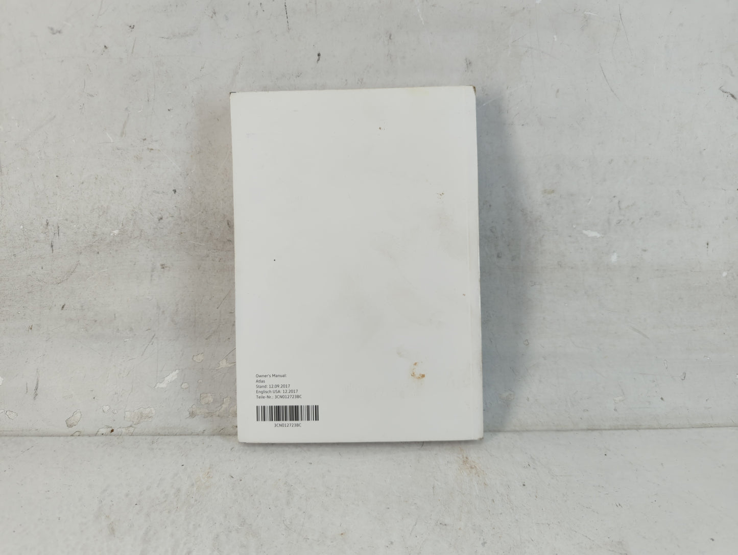 2018 Volkswagen Atlas Owners Manual Book Guide P/N:3CN012723BC OEM Used Auto Parts - Oemusedautoparts1.com