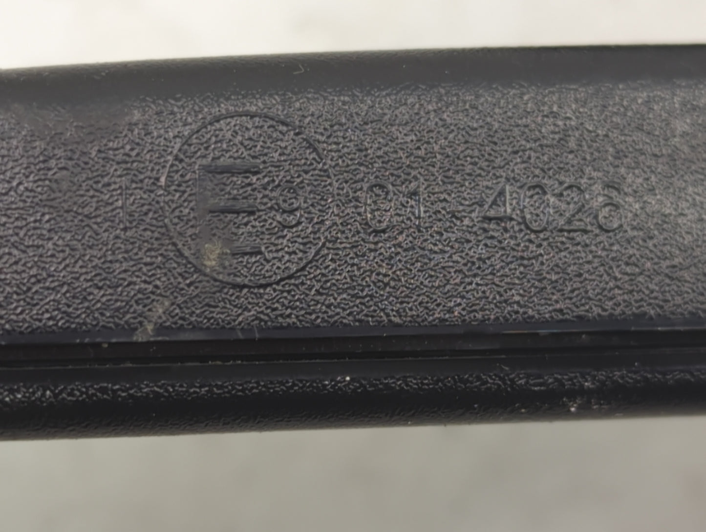 2020-2022 Volkswagen Atlas Interior Rear View Mirror Replacement OEM P/N:E9 01-4028 Fits Fits 2020 2021 2022 OEM Used Auto P