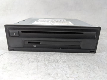 2018 Volkswagen Atlas Radio AM FM Cd Player Receiver Replacement P/N:3Q0035844B 28577189 Fits Fits 2019 2020 OEM Used Auto Parts