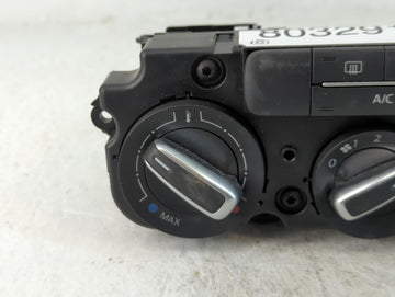 2018-2019 Volkswagen Beetle Climate Control Module Temperature AC/Heater Replacement P/N:0746-24417 90151-736 Fits Fits 2018 2019 OEM Used Auto Parts