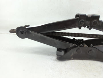 2018 Volkswagen Golf Spare Scissor Car Jack