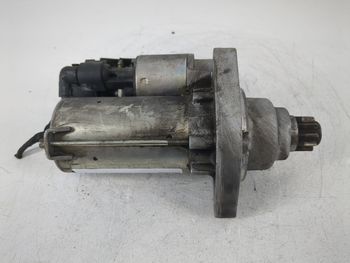2011-2018 Volkswagen Tiguan Car Starter Motor Solenoid OEM P/N:0 001 122 402 Fits OEM Used Auto Parts - Oemusedautoparts1.co